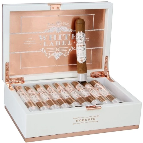 Rocky Patel White Label Robusto